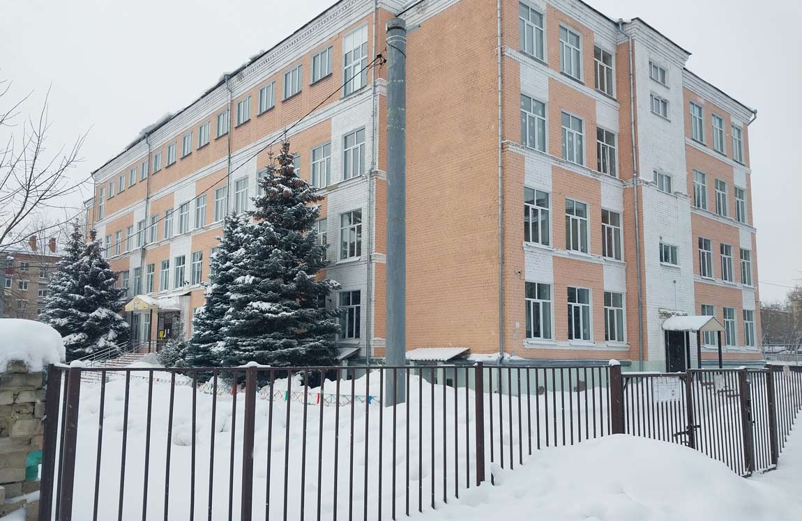 Школа 31 Казань принимает к себе желающих обучаться в начале октября и до конца апреля на подготовительные группы.