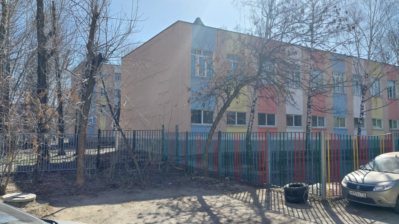 Школа №71 Казань в Ново-Савиновском отзывы о школе представлены в следующей главе, как отрицательные так и положительные, чтобы сделать объективные выводы.