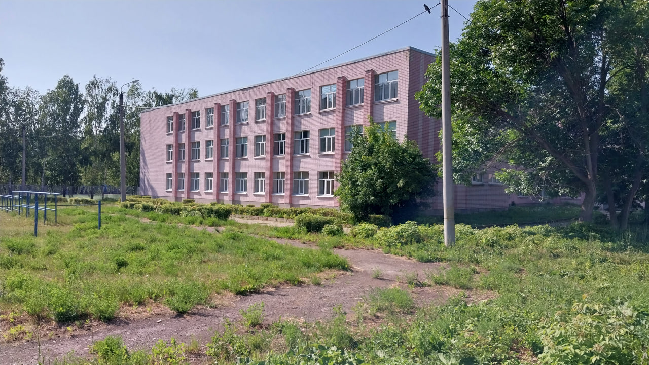 Школа №68 средняя общеобразовательная, Казань учителя представлены в форме таблицы. 
